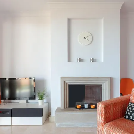 Апартаменти Hills With Seaview *