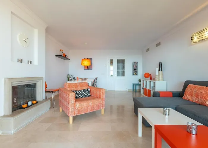 Hills With Seaview Apartment