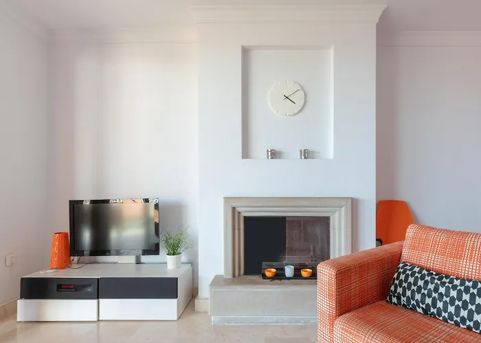 Апартаменти Hills With Seaview *